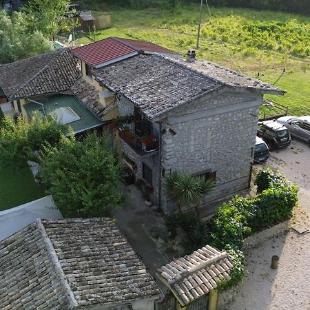 Bed and Breakfast Casale Dei Ricordi Arce Экстерьер фото