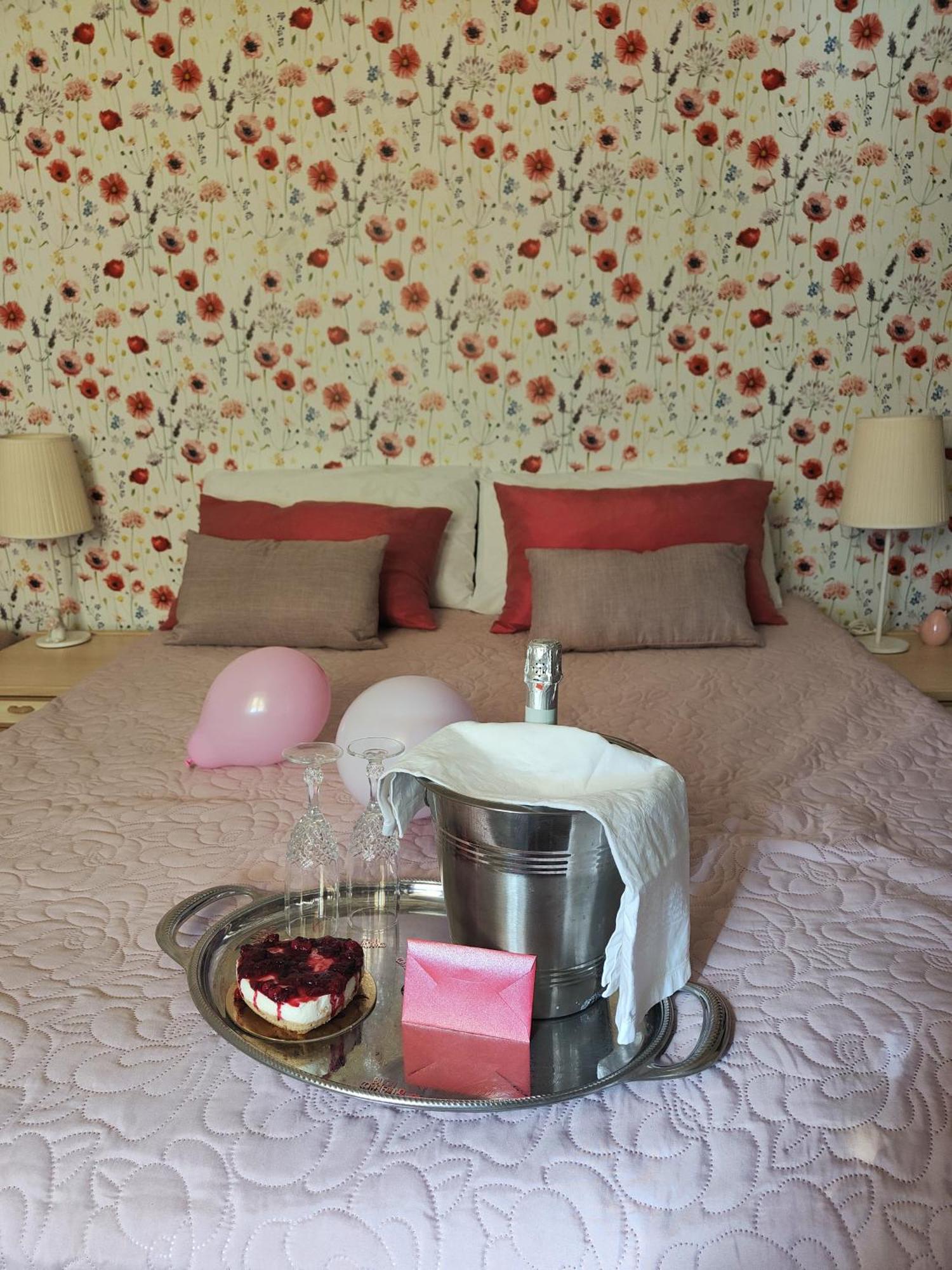 Bed and Breakfast Casale Dei Ricordi Arce Экстерьер фото