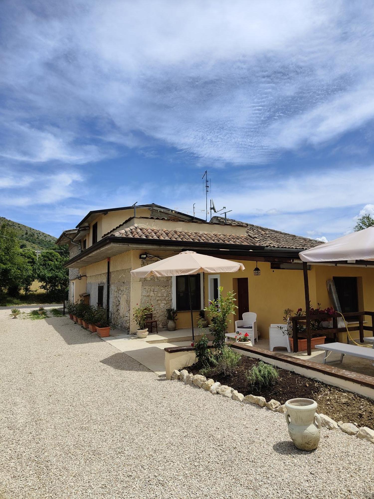 Bed and Breakfast Casale Dei Ricordi Arce Экстерьер фото