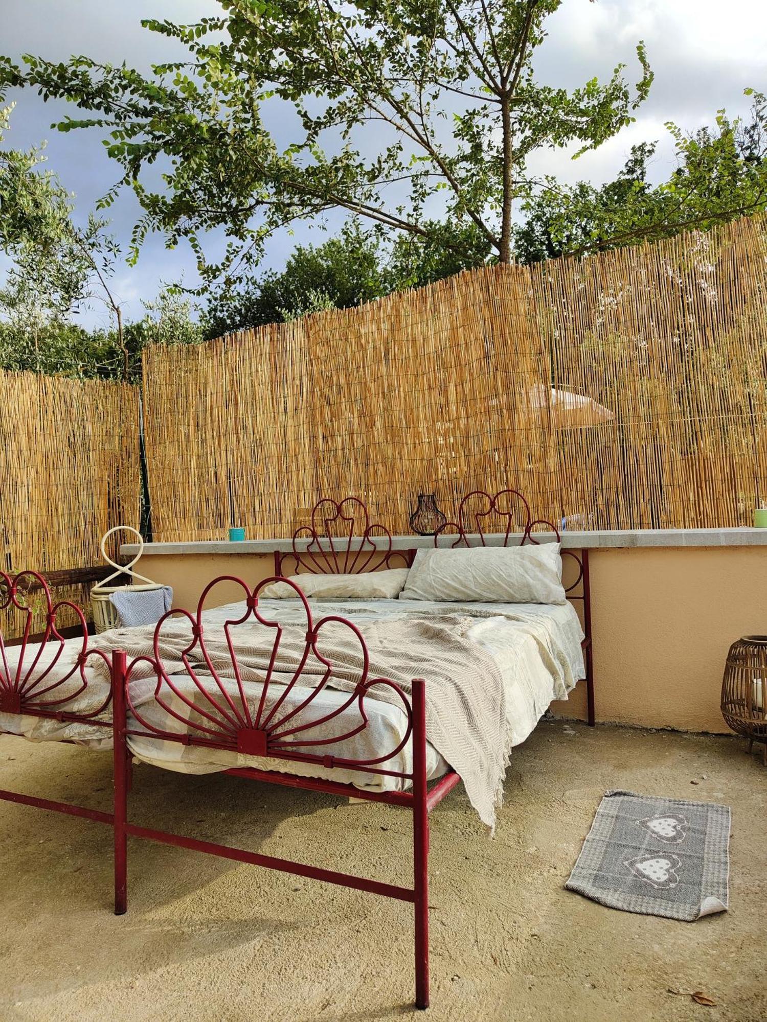 Bed and Breakfast Casale Dei Ricordi Arce Экстерьер фото