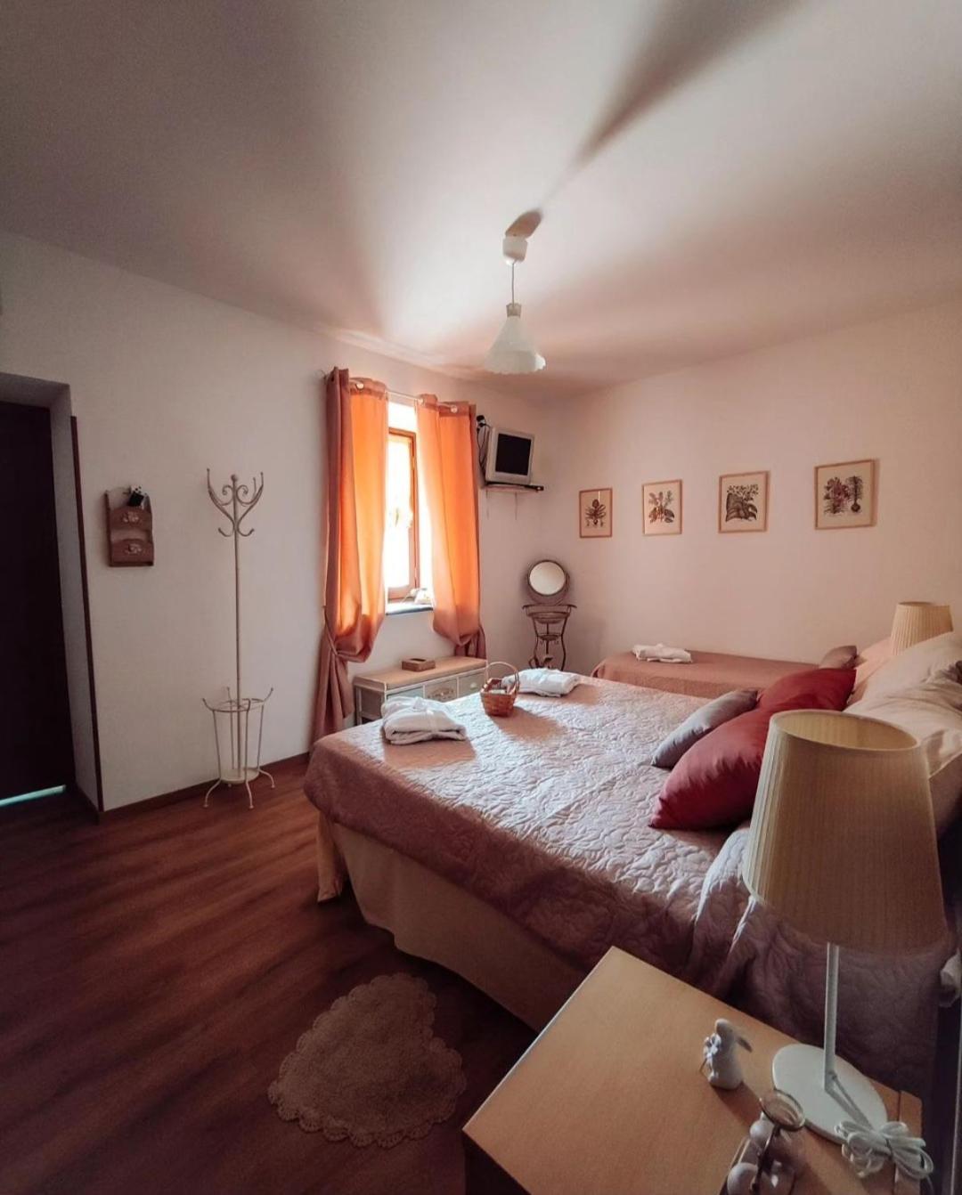 Bed and Breakfast Casale Dei Ricordi Arce Экстерьер фото